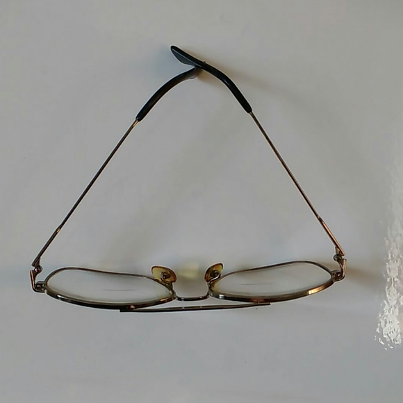 Glasses - Picture 2 of 3